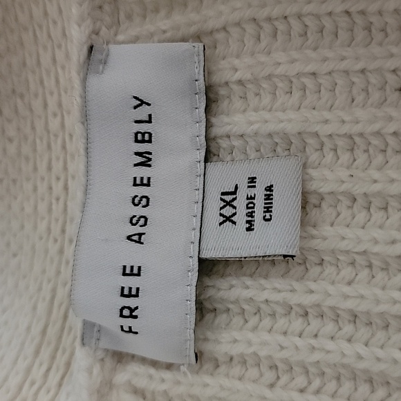 Free Assembly Cardigan Grandpa Sweater Button Down Cream Knit Ribbed XXL - Picture 10 of 14